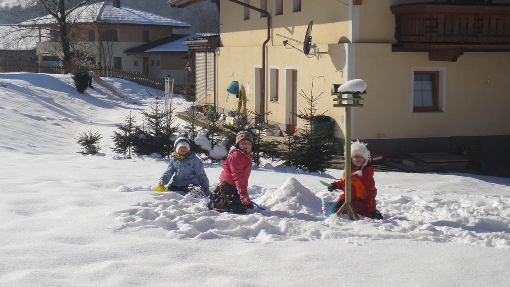 Familien-Bauernhof Neumoar Daire Sankt Johann im Pongau Dış mekan fotoğraf