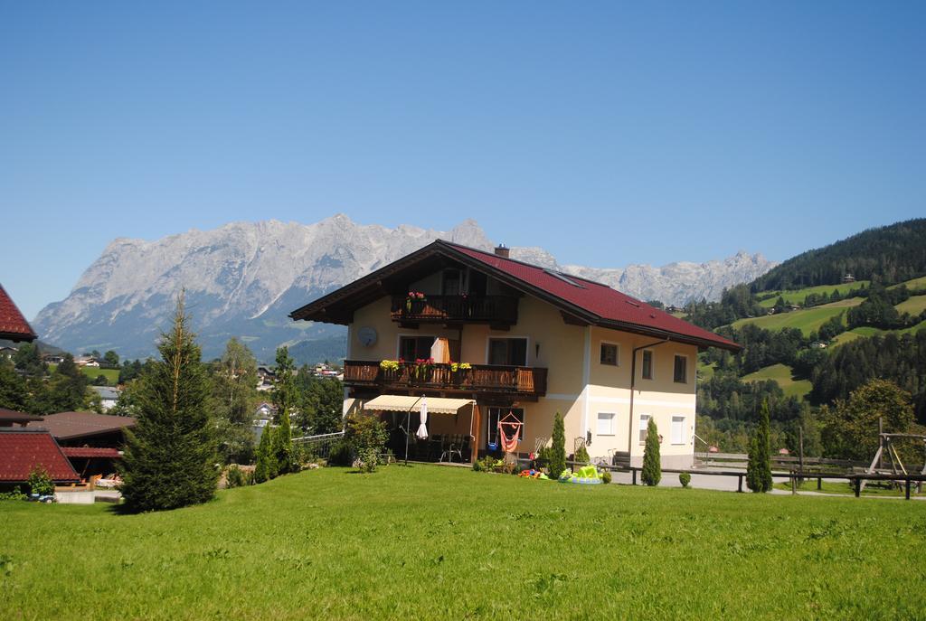 Familien-Bauernhof Neumoar Daire Sankt Johann im Pongau Dış mekan fotoğraf