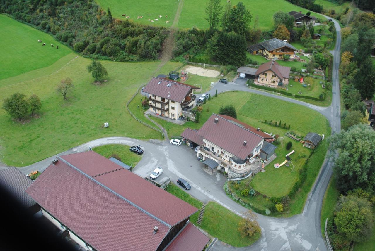 Familien-Bauernhof Neumoar Daire Sankt Johann im Pongau Dış mekan fotoğraf