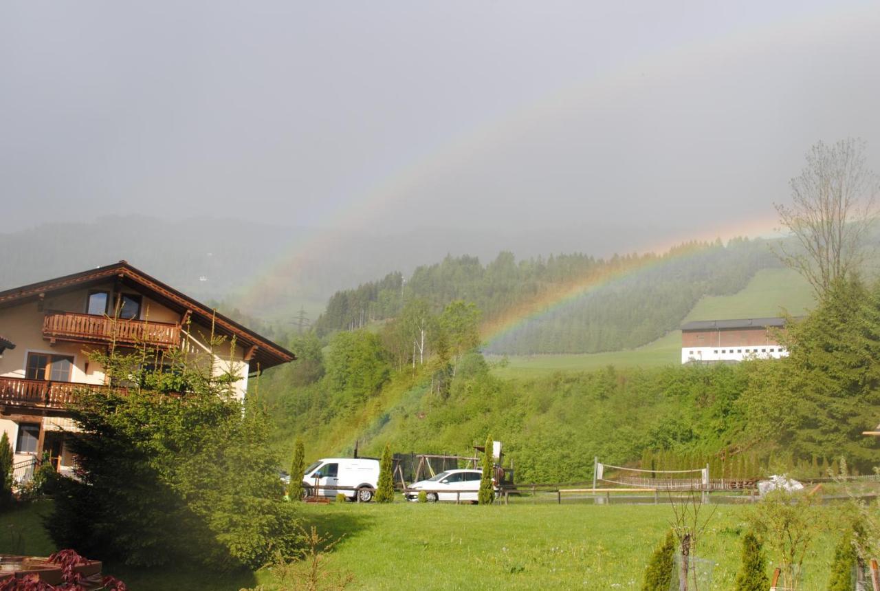 Familien-Bauernhof Neumoar Daire Sankt Johann im Pongau Dış mekan fotoğraf